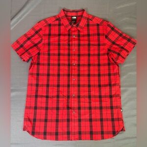 The North Face Red Plaid Button Up Shirt Mens Large Cotton Short Sleeve Hiking